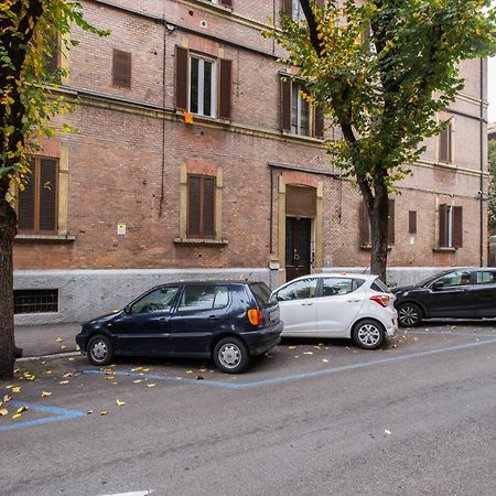 Bolognina Centro-Stazione Apartment Болонья Экстерьер фото